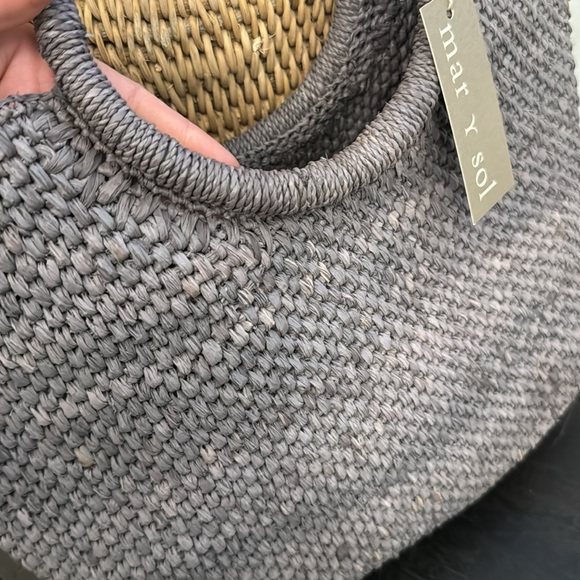 Mar y sol serena tote bag in gray - Picture 3 of 5